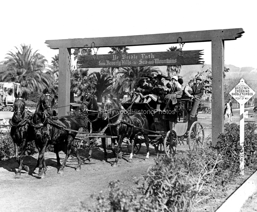 Beverly Hills 1925.jpg